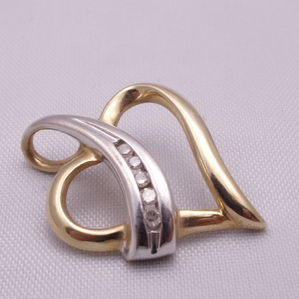 10K White & Yellow Gold Pendant w/ Diamonds